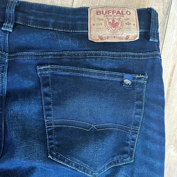 Buffalo David Bitton Freedom Series Slim Boot King Men’s Sz 33/32 - Picture 7 of 7